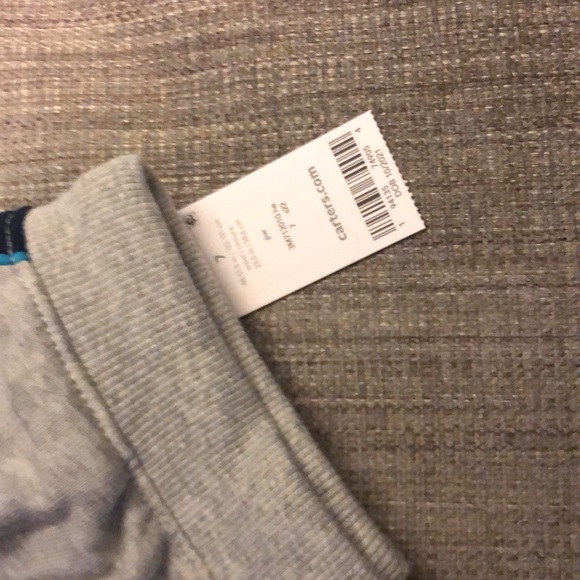 Carter's Kids sweatsuit - Picture 2 of 5